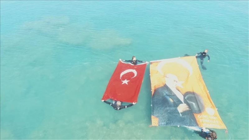 Denizde 19 Mayıs kutlaması