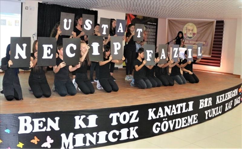 Kısakürek, adını taşıyan okulda anıldı