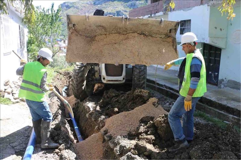 Tekebaşı´na bin metrelik içmesuyu hattı