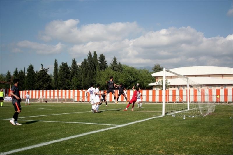Erzin: 2 Hopa Spor: 3