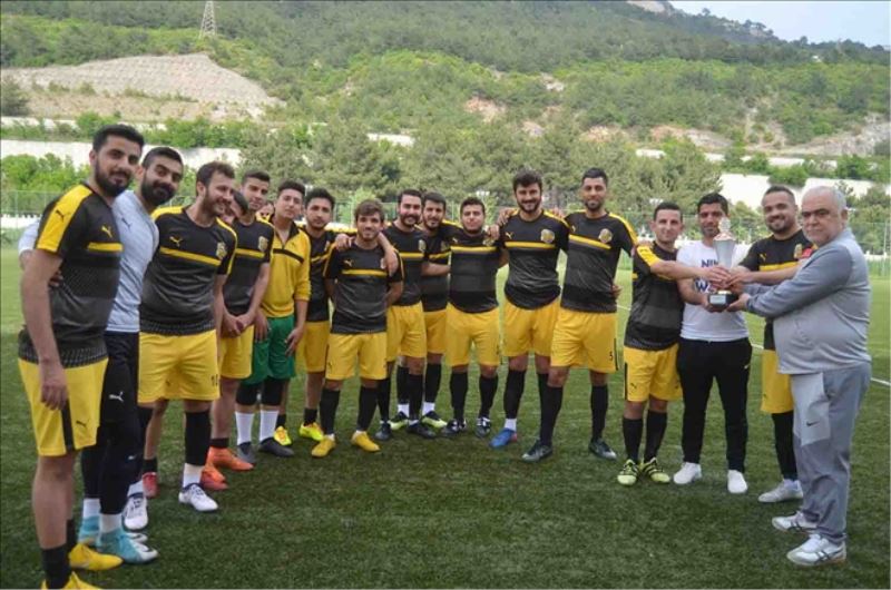 Uluçınar ve Yıldız, şampiyon oldu
