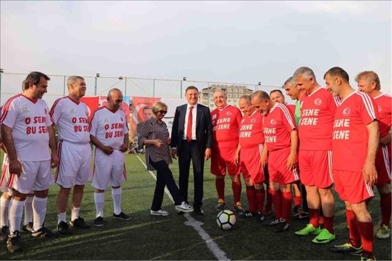 Futbol turnuvası sürüyor