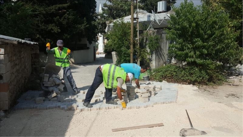 Defne´de yollara onarım