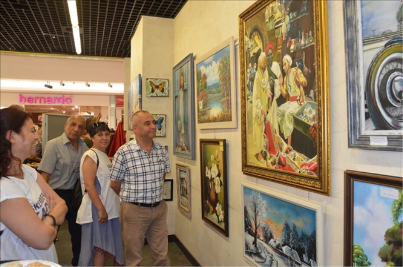 20 ressamdan 70 eser