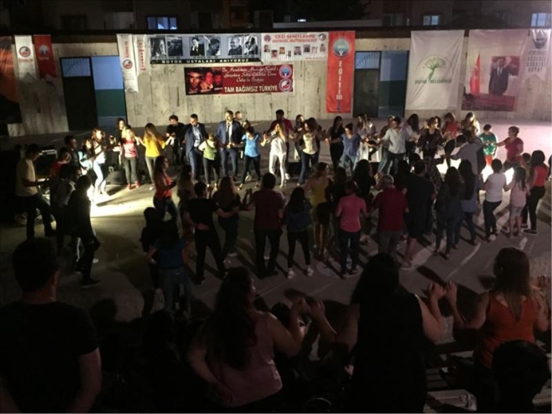 Sendika, aydınları andı