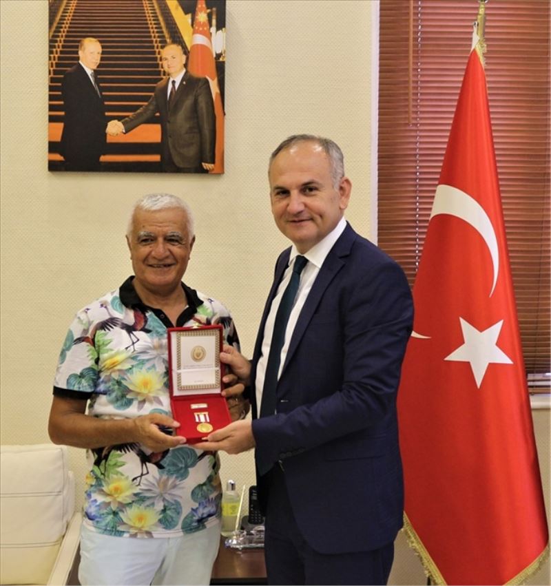Kıbrıs gazisine madalyası verildi