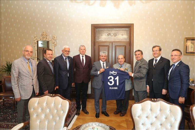 Valiye ziyaretler sürüyor