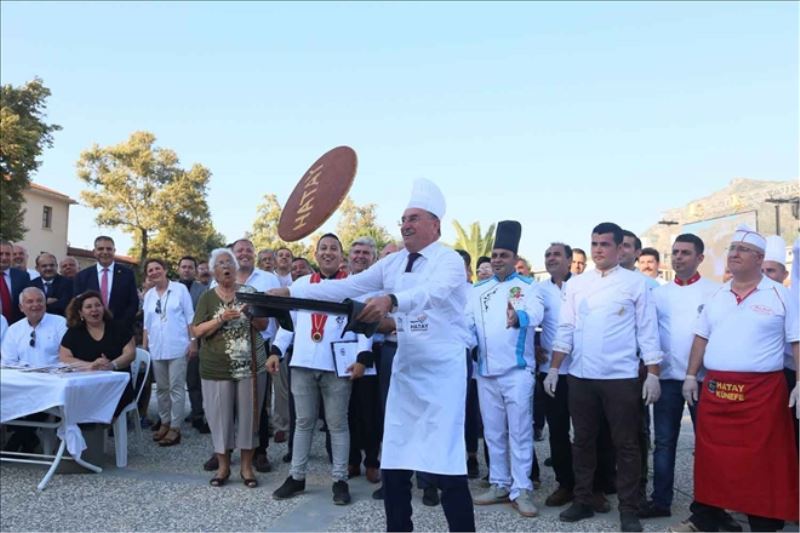 80. yıla 80 metrelik künefe