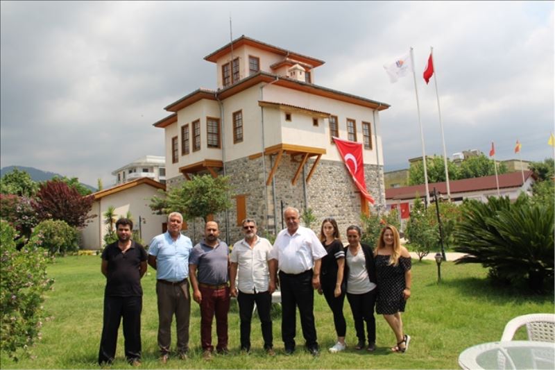Belediyeler, sansürün kaldırılışını kutladı