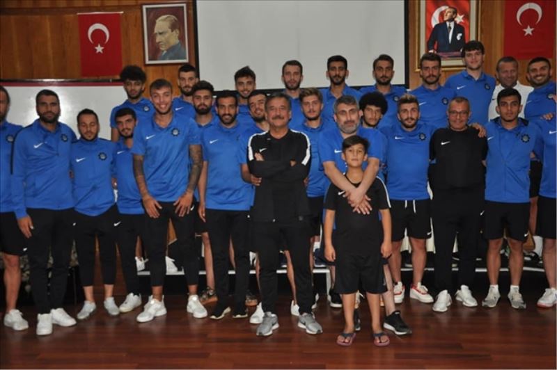 Payas Spor´un kampı devam edecek