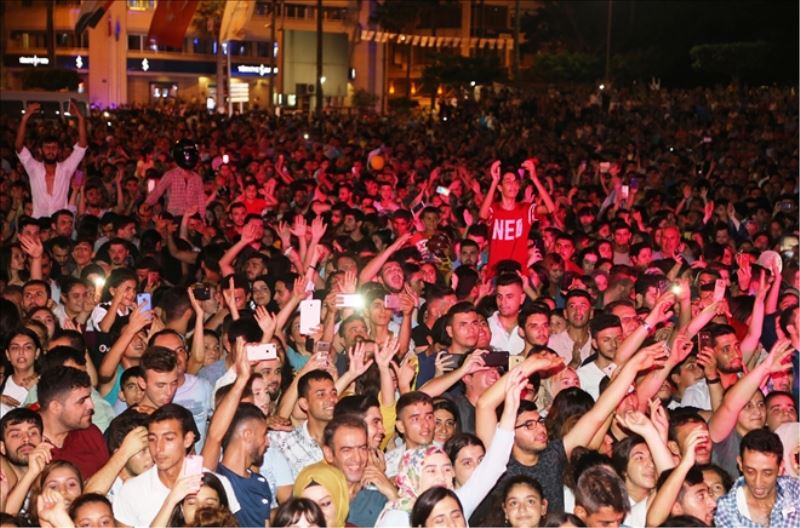 Festival konseri coşkusu
