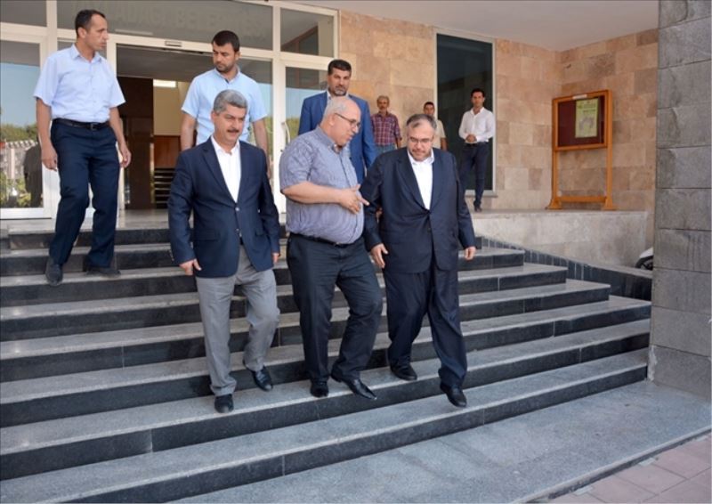 SP´den belediyeye kutlama ziyareti