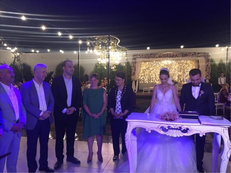 CHP´lileri buluşturan düğün