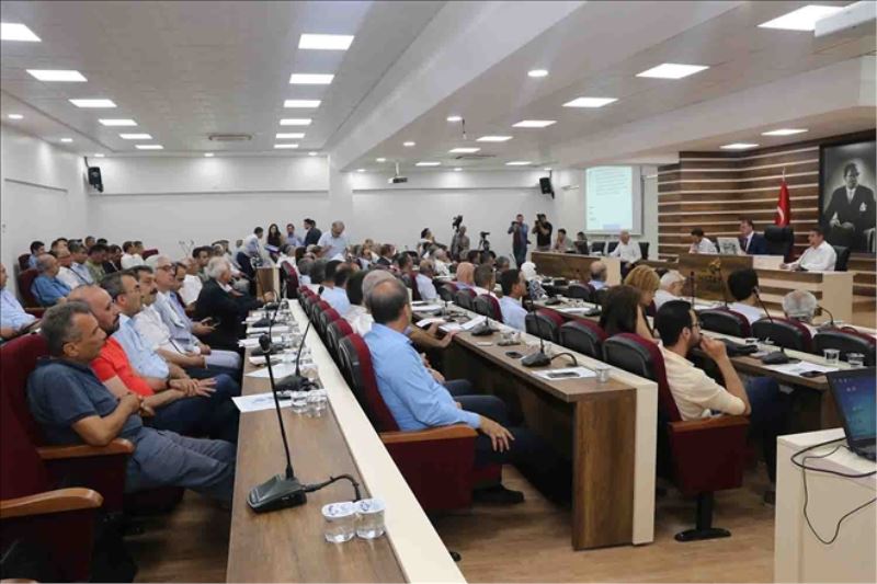 Meclisten, 100 milyon lira borçlanma yetkisi