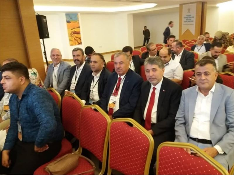 AKP, başkanlarını bilgilendirdi