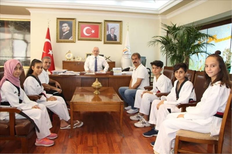 Milli takıma davet edilen sporcuların ziyareti