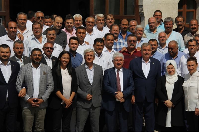 AKP´nin muhtarlarla istişare toplantısı