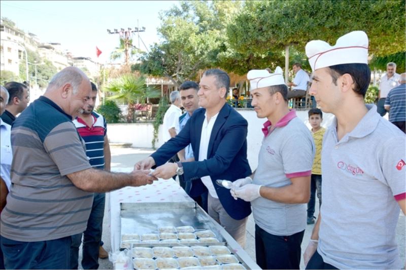 Belen´de aşure dağıtımı
