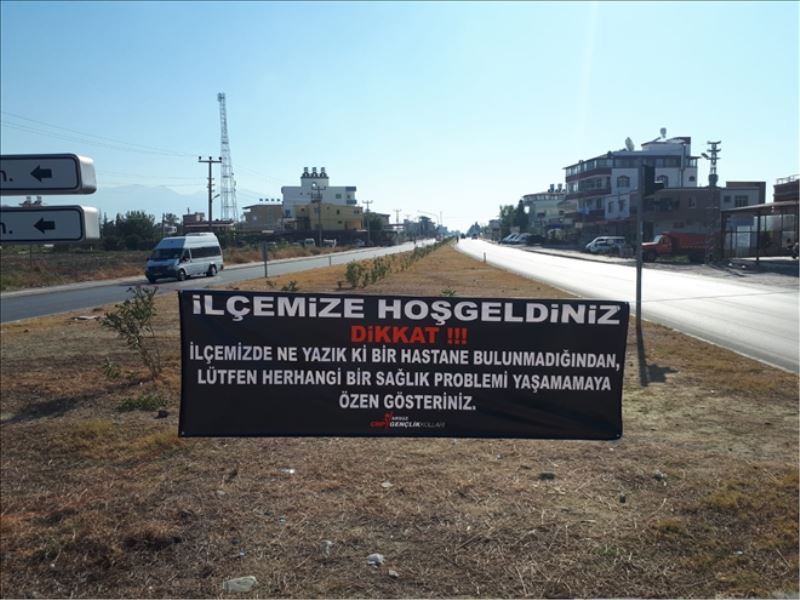 CHP´li gençlerden pankartlı ´uyarı´