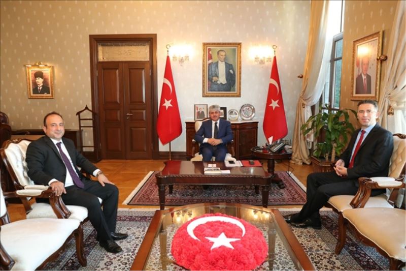 Vali Doğan´a nezaket ziyareti