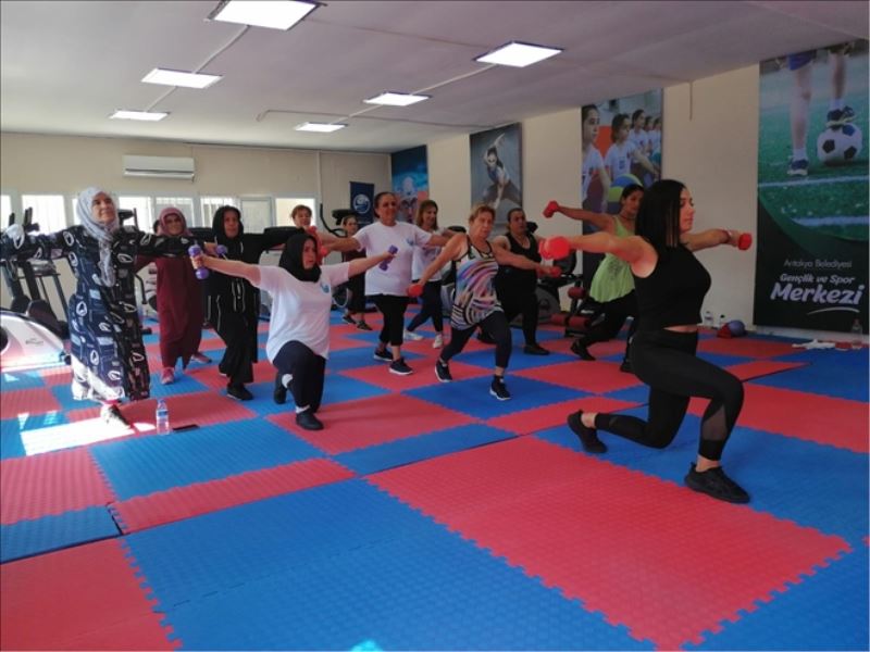 Kadınlara pilates kursu