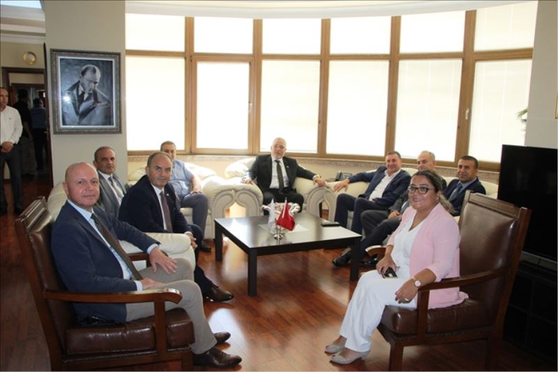 Belediyeye başkan ziyareti
