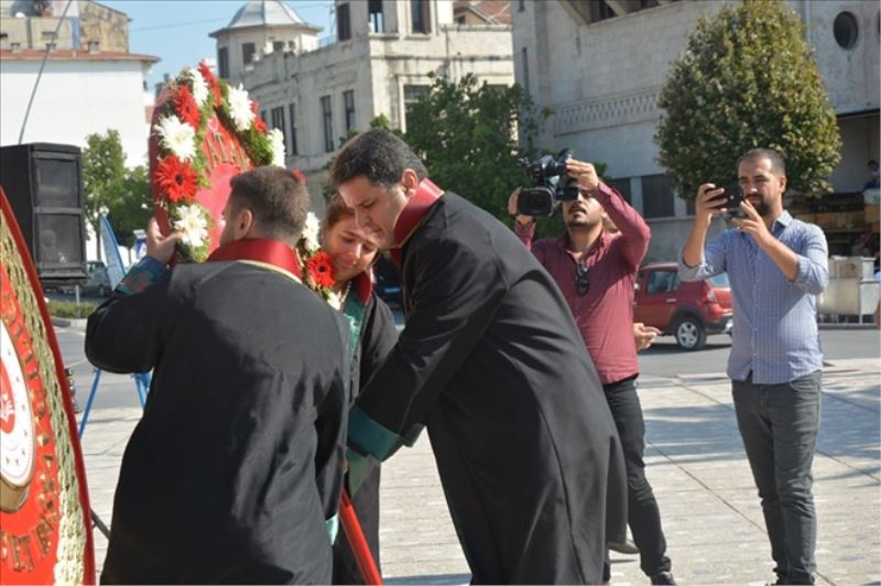 Hukuk hâkim olsun istiyoruz