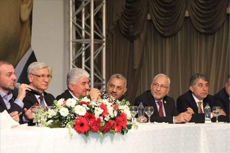 AKP´nin danışma meclisi toplandı