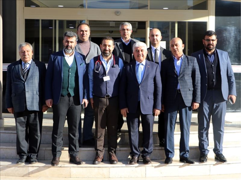AKP ve MHP´li heyetle kutlama ziyareti