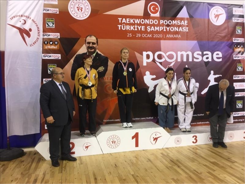 Çiçek, Türkiye üçüncüsü