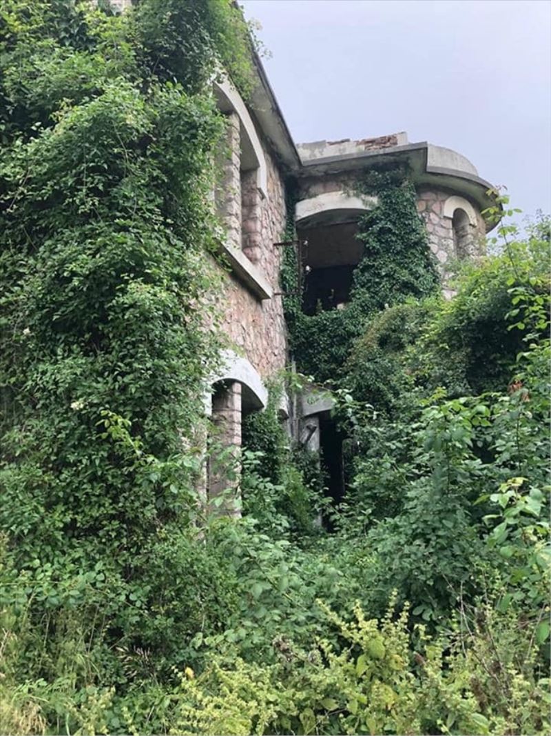Manastır, 