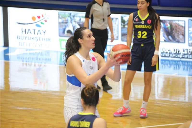 Kadın basketçiler milli takımda