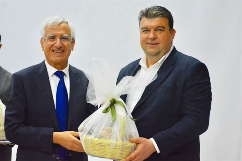 Arsuz Seferihisar´la kardeşşehir yolunda