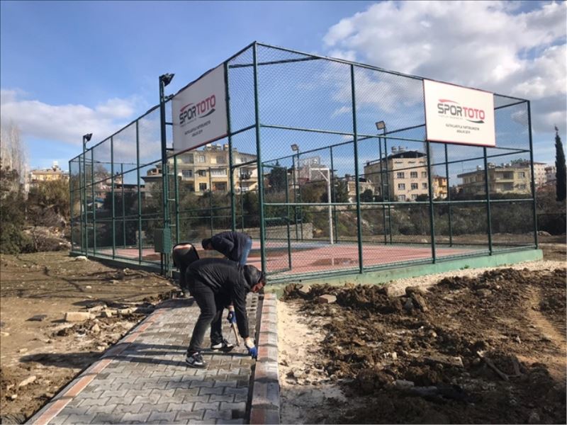 Basketbol sahasında düzenleme