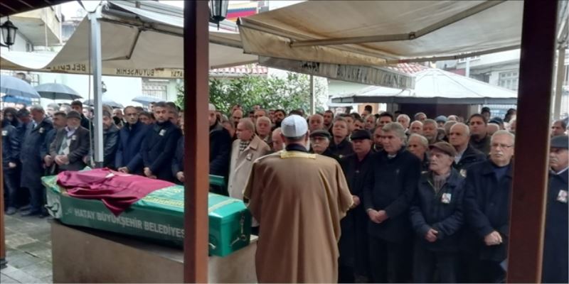 Hayzaran´ın babası son yolculuğuna uğurlandı