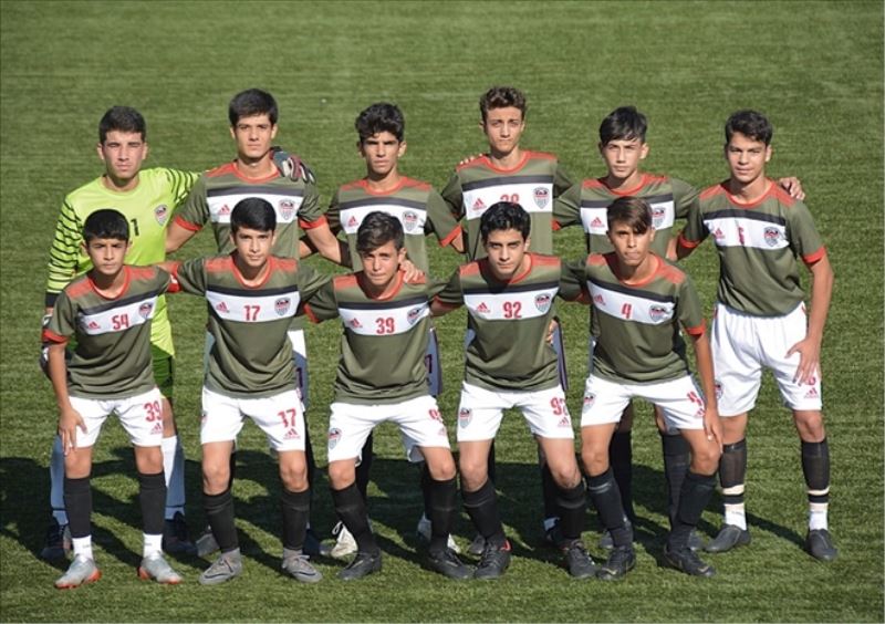 Karaağaç, play-off´u zorluyor