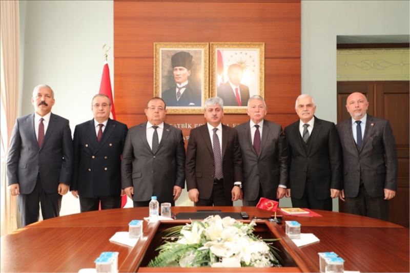 Okullar yenileniyor