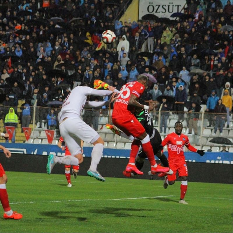 Hatayspor yerini korudu