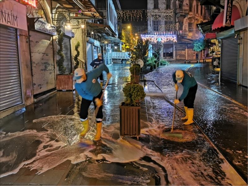 Antakya´da caddeyi yıkattı