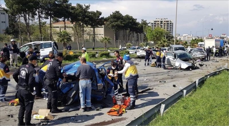 TIR kazasında 5 ölü 15 yaralı