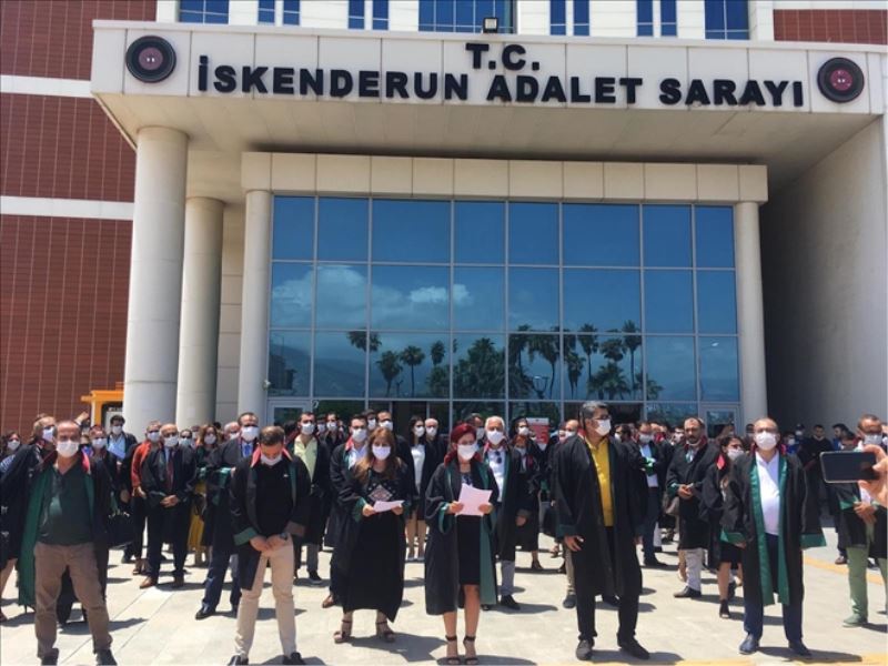 Barodan üç noktada oturma eylemi