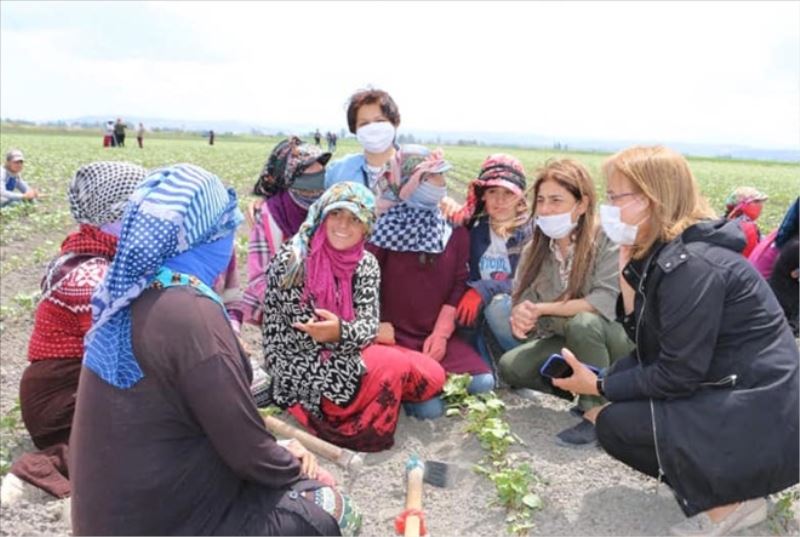 CHP´li Köse tarım işçileriyle buluştu