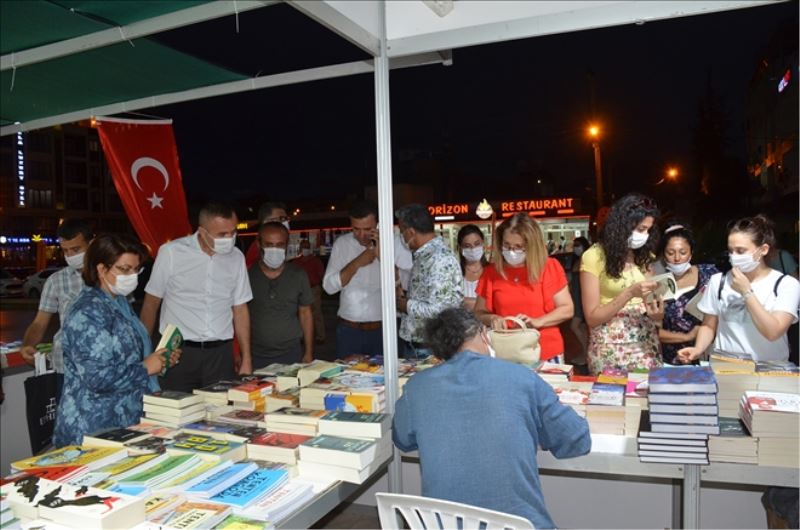 Arsuz´da ´kitap günleri´