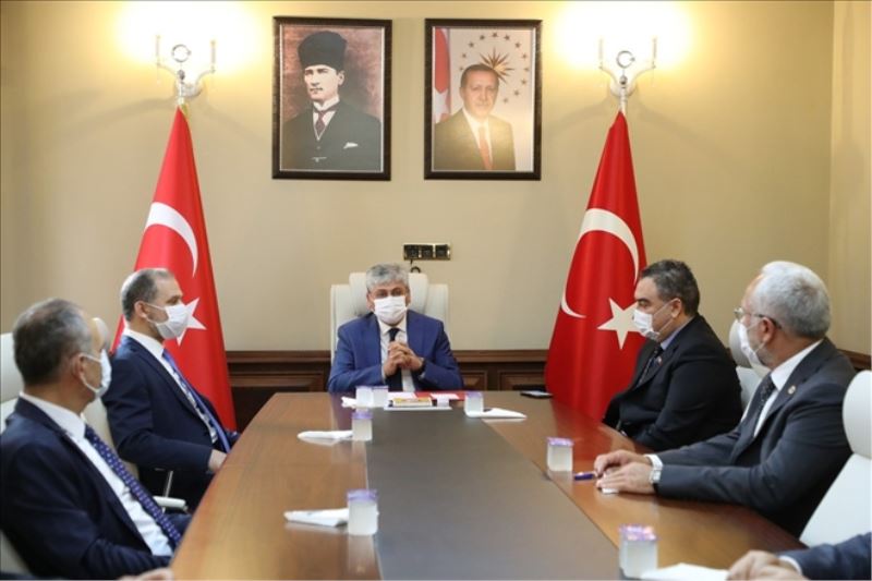 İskenderun´a Öğretmenevi ve Akşam Sanat Okulu protokolü