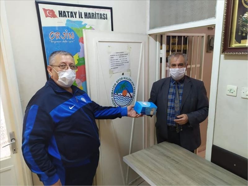 Spor kulüplerine maske