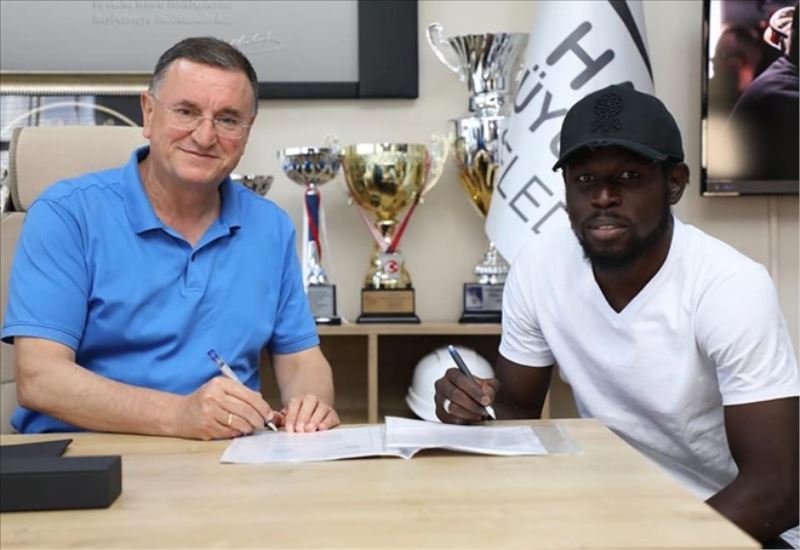 İlk özel maç Galatasaray´la