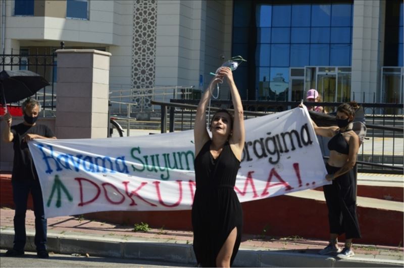 30 kapatma, 7 lisansı iptali istemi
