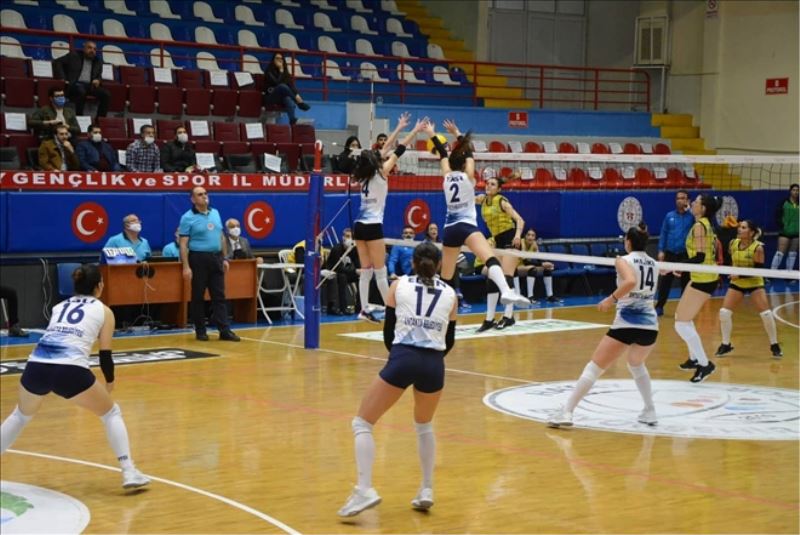 Antakya: 3-Mersin: 2
