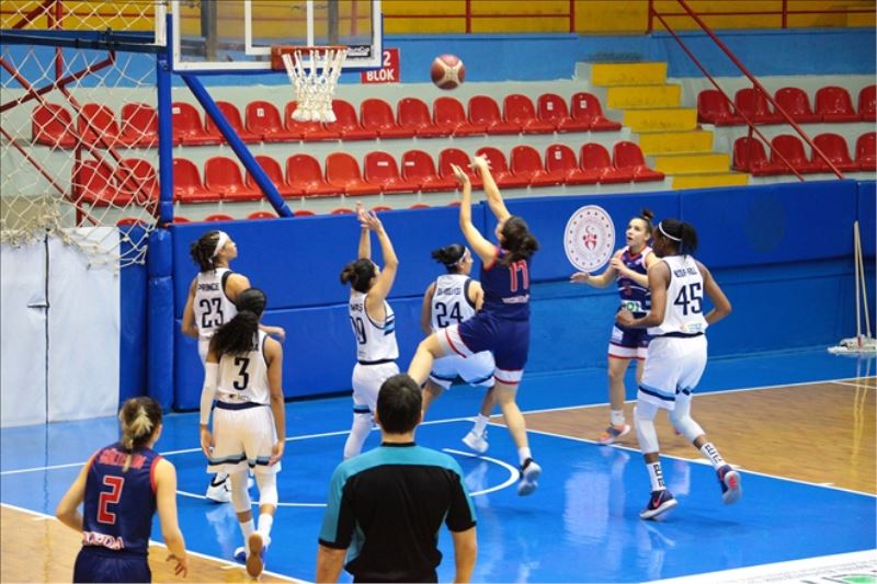 HBB´li kadınlar Adana´yı yendi: 79-53
