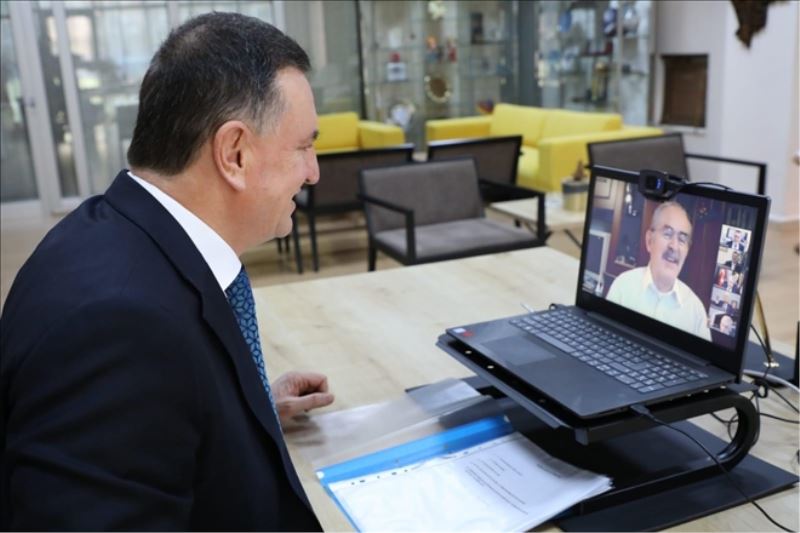 “En önemli gündem maddesi yoksulluk”